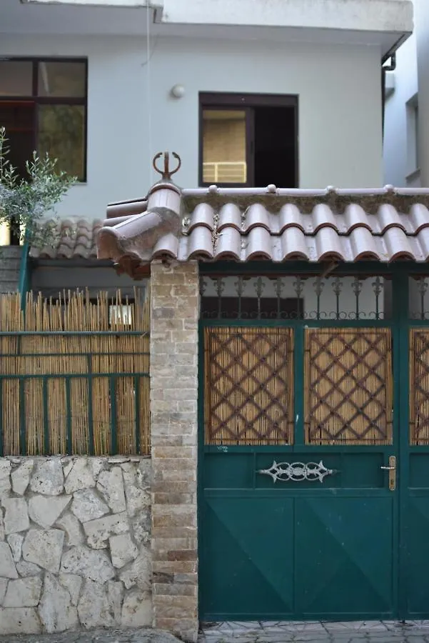 Private Apartment At Guest House Hektor & Aferdita Vlorë